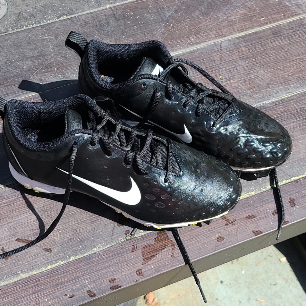 Womens Nike Cleats